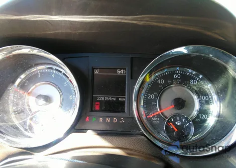 2014 Chrysler Town & Country Touring z USA, uszkodzony, nr VIN 2C4RC1BGXER268971